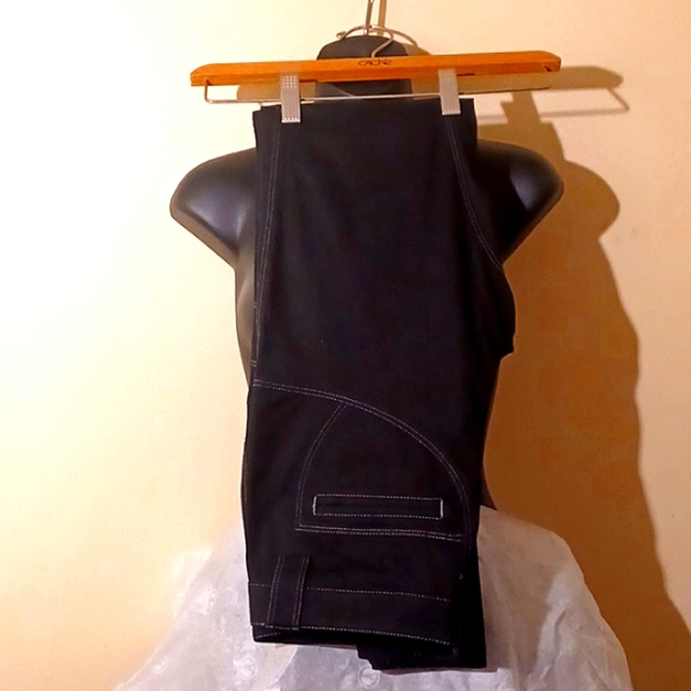 Development,black ,skinny jean, with white stiching.Sz.6